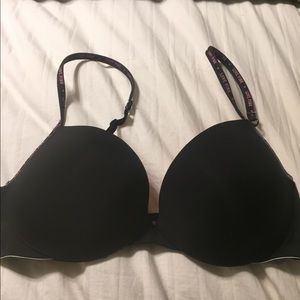 PINK Victoria's Secret Intimates & Sleepwear - Victoria secret push up bra size 36C PINK Victoria's Secret Intimates & Sleepwear - Victoria secret push up bra size 36C